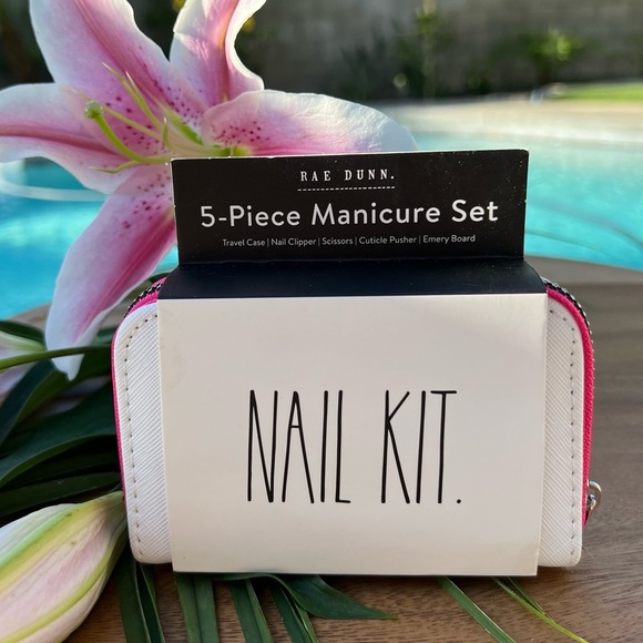 Rae Dunn NEW Manicure Set 5 Piece NAIL KIT White Pink Black - Picture 8 of 11
